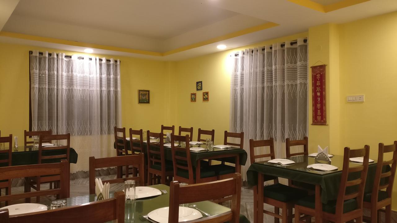 White Conch Residency Hotel Gangtok Kültér fotó